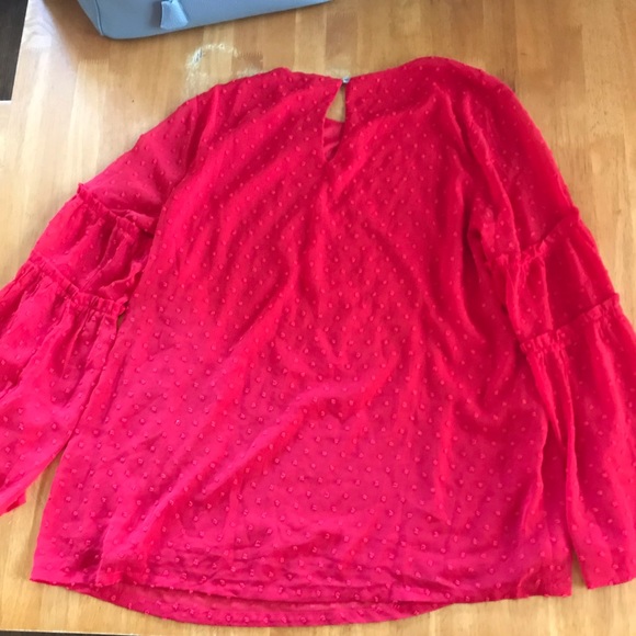 blouse - Picture 4 of 4